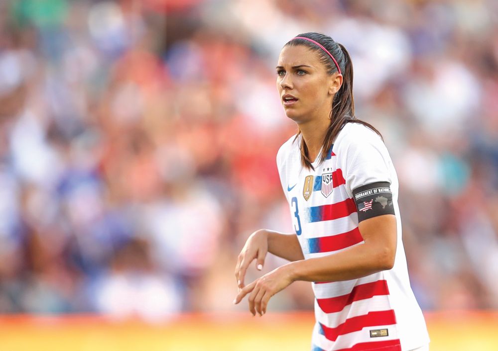 KANSAS CITY, KS - JULY 26: Alex Morgan United States of America during the 2018 Tournament Of Nations women's match between Japan v United States of America at Children's Mercy Park on July 26, 2018 in Kansas City, Kansas. (Photo by Robbie Jay Barratt - AMA/Getty Images)